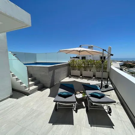Apartment Penthouse La Luna -