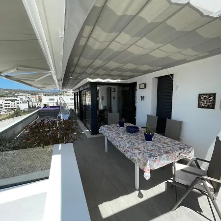 Apartment Penthouse La Luna -