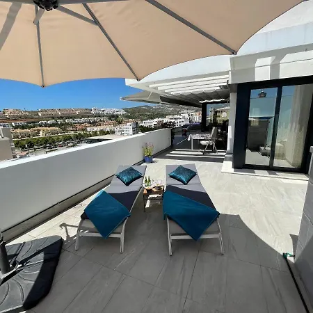 Apartment Penthouse La Luna -